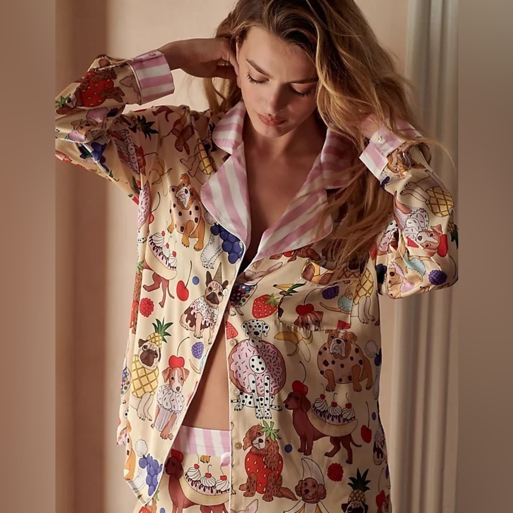 Anthropologie Karen Mabon Dog Deserts” Top “Only New Size Medium